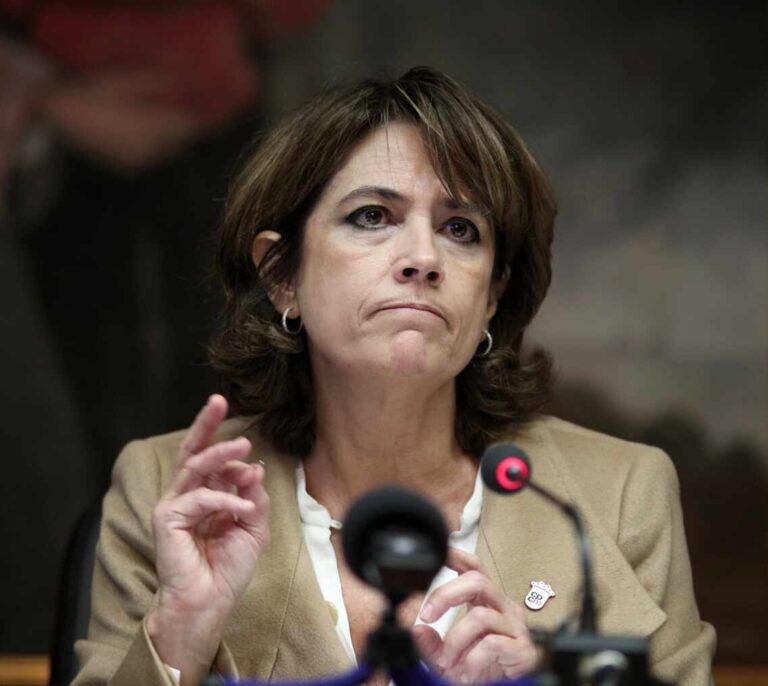 El fiscal general que designe el nuevo Gobierno nombrará dos puestos en Anticorrupción y el relevo de Delgado