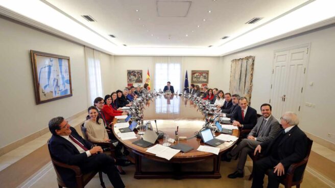 Primer Consejo de Ministros, celebrado este martes en el Palacio de la Moncloa.
