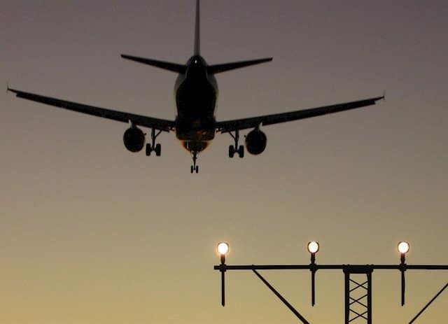 El Gobierno abre la puerta a dar más ayudas financieras para rescatar a las aerolíneas