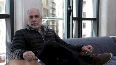 La novela 'Salvar el fuego' de Guillermo Arriaga, Premio Alfaguara 2020
