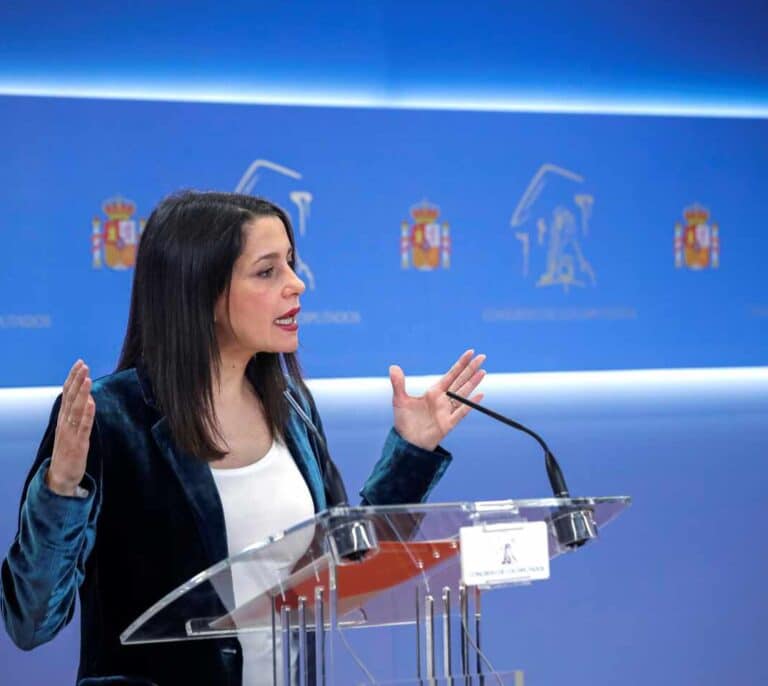 Arrimadas llama a buscar listas conjuntas con el PP en Cataluña, País Vasco y Galicia