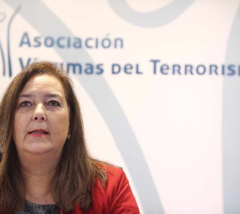 Hablan las víctimas: "Gracias a Sánchez, los proetarras ganarán la batalla del relato"