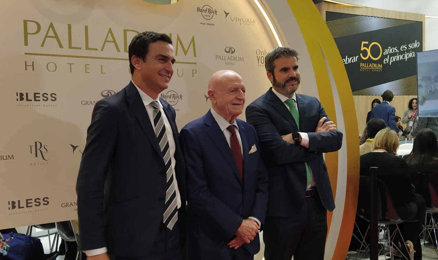 Abel Matutes Prats, presidente de Palladium; Abel Matutes Juan, presidente de Grupo Matutes; y Jesús Sobrino, consejero delegado de Palladium.