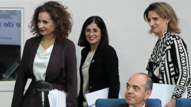 El Gobierno da luz verde a la subida del 2% a los funcionarios desde enero de 2020