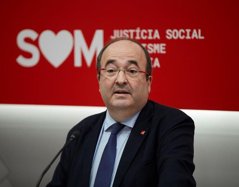 Iceta defiende la reunión entre Sánchez y Torra a pesar de la "provisionalidad" del Govern