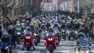 El dispositivo de la Cruz Roja atiende en la concentración motera Pingüinos a 49 personas