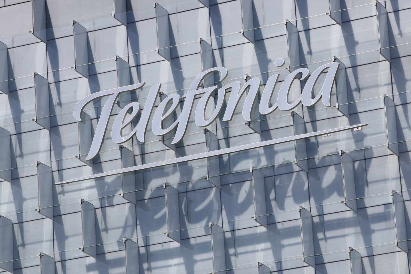 Fidentiis aconseja comprar acciones de Telefónica y cree que cumplirá sus objetivos pese al Covid-19