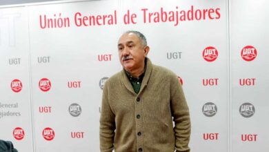 UGT pide a Sánchez derogar el despido por bajas médicas en el primer Consejo de Ministros