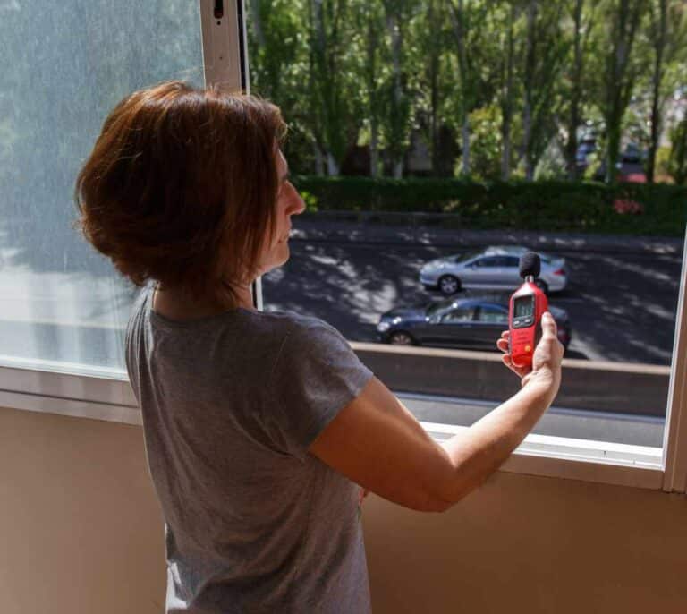 El otro efecto del tráfico: su ruido aumenta la depresión, la ansiedad y el suicidio