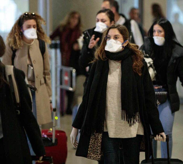 La crisis del coronavirus de Italia comienza a extenderse a España