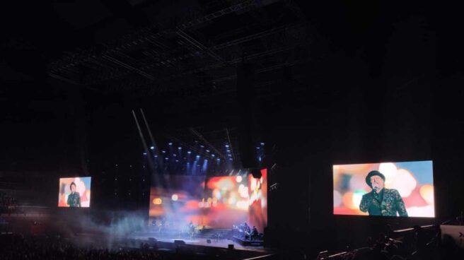 Sabina durante su concierto este miércoles en el WiZink de Madrid, donde ha sido atendido por los servicios sanitarios tras sufrir una caída.