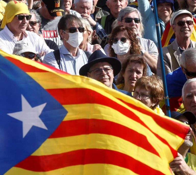 Unas 150.000 personas asisten al acto independentista en Perpiñán, según la organización
