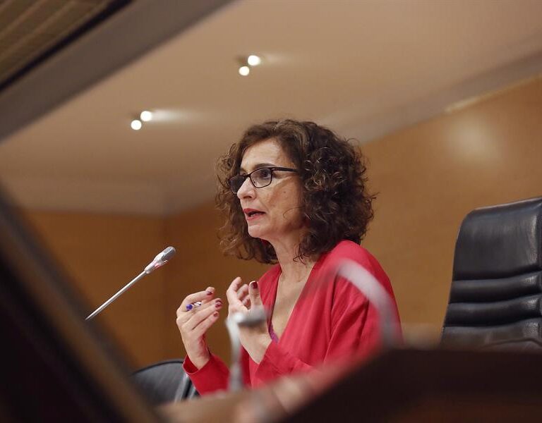 El Gobierno moviliza 100.000 millones en avales para dar liquidez a las empresas