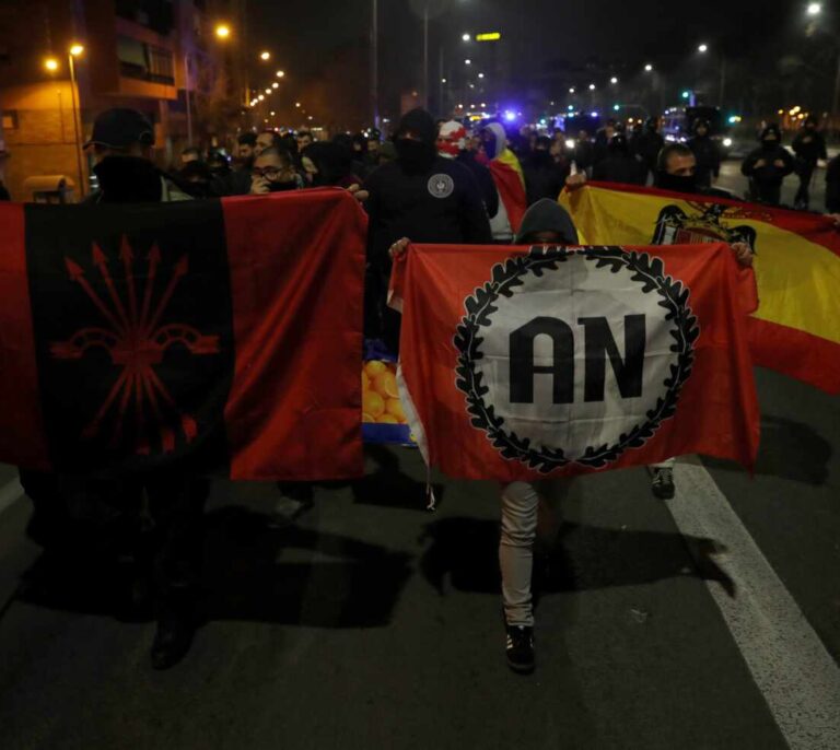 Tensión en Barcelona ante el encuentro de independentistas con ultras de extrema derecha