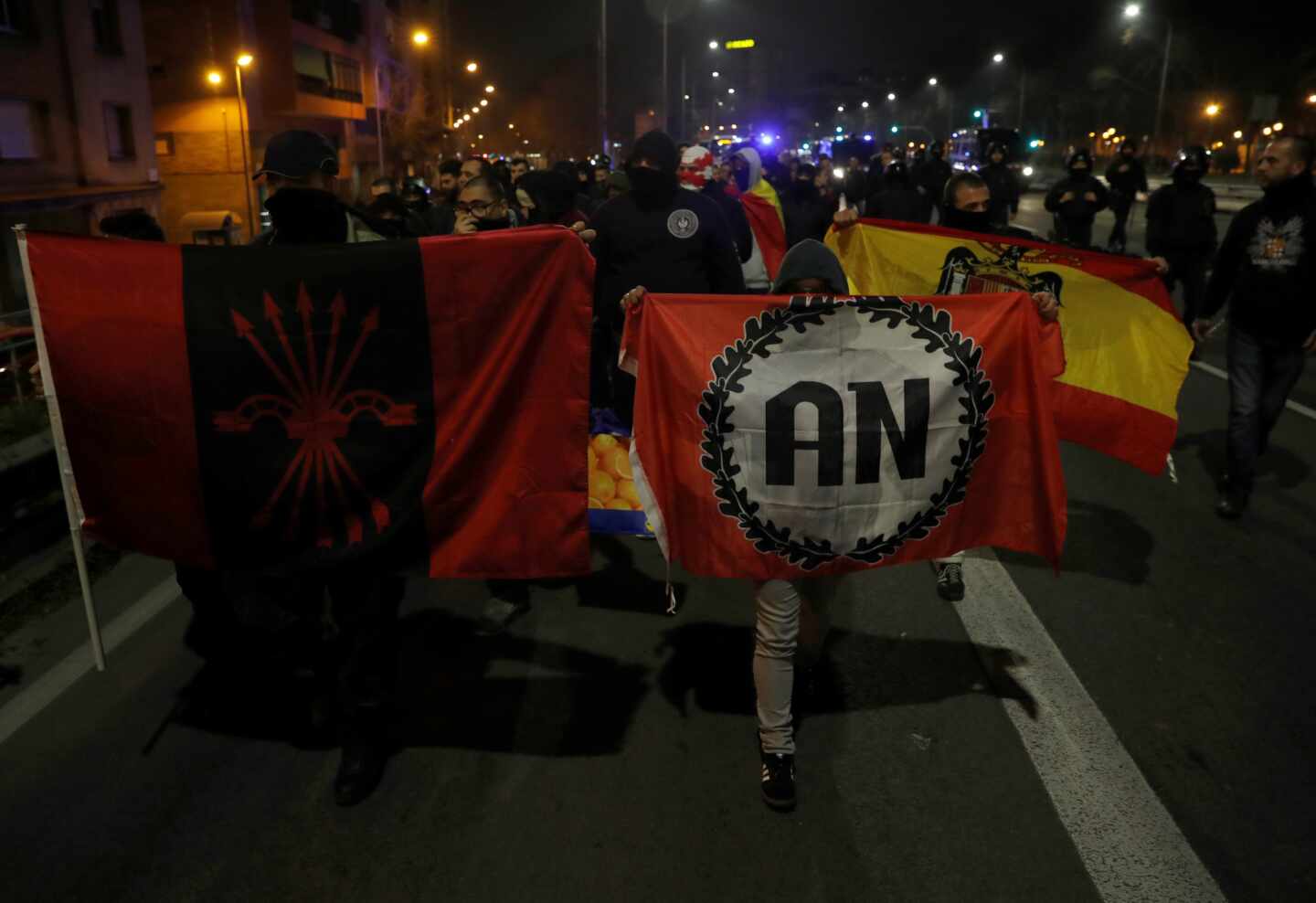 Tensión en Barcelona ante el encuentro de independentistas con ultras de extrema derecha