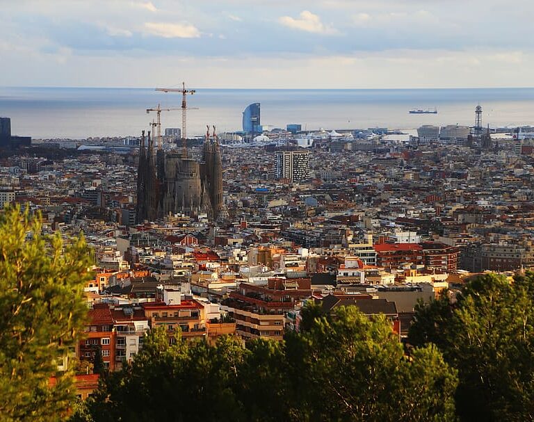 Los pisos turísticos de Barcelona alertan de una cancelación masiva de 9.000 reservas si se suspende el Mobile