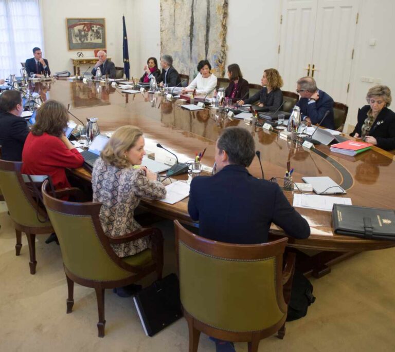 Quince altos cargos del Estado cobraron el pasado año más de 130.000 euros