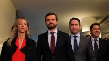 Álvarez de Toledo pierde apoyos en Génova que ponen en cuestión su continuidad