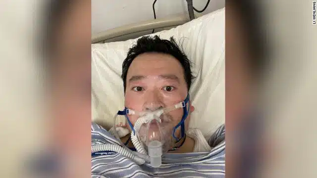 Muere el médico chino que alertó sobre el coronavirus y fue silenciado