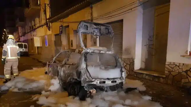 Queman el coche de un concejal de Vox del municipio catalán de Salt