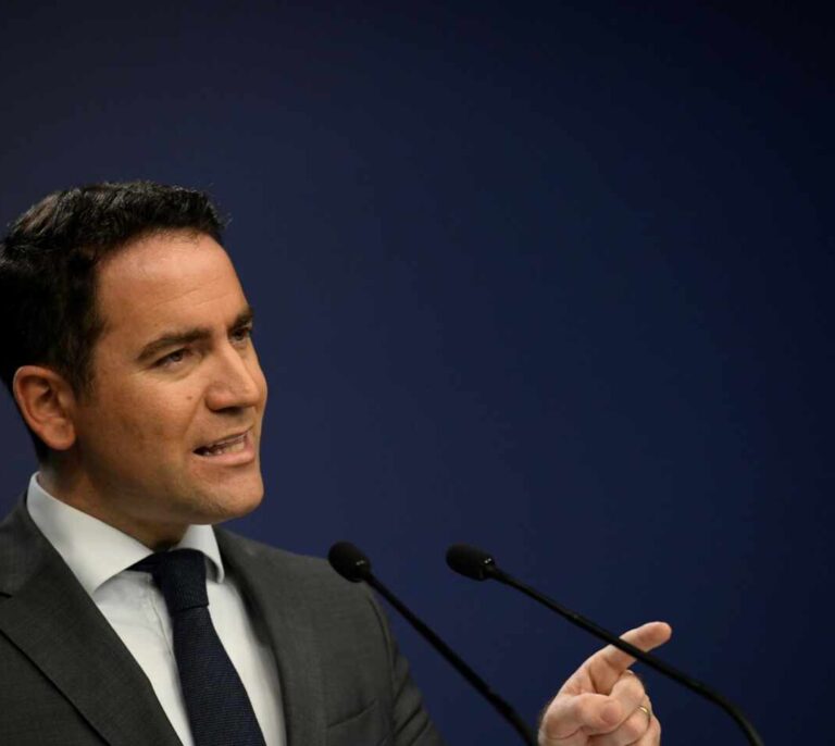 El PP culpa al Gobierno del cierre de Nissan "por sus irresponsabilidades"