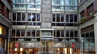 Apagón en Bilbao tras un incendio sin heridos en un hotel del centro