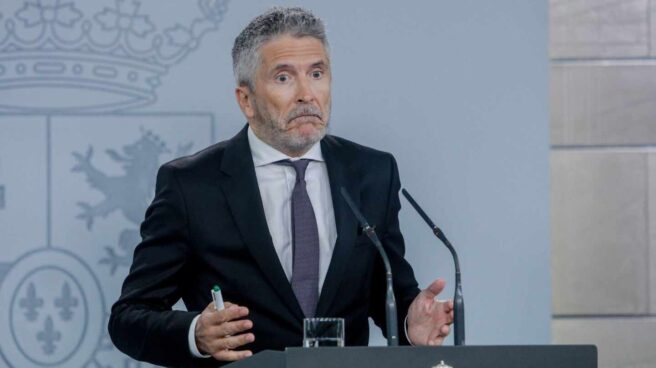 El ministro del Interior, Fernando Grande-Marlaska, en una conferencia informativa.