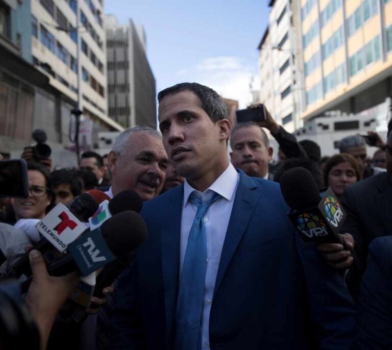 Guaidó lucha por controlar desde Madrid la principal corporación de Venezuela y evitar un desfalco como en PDVSA