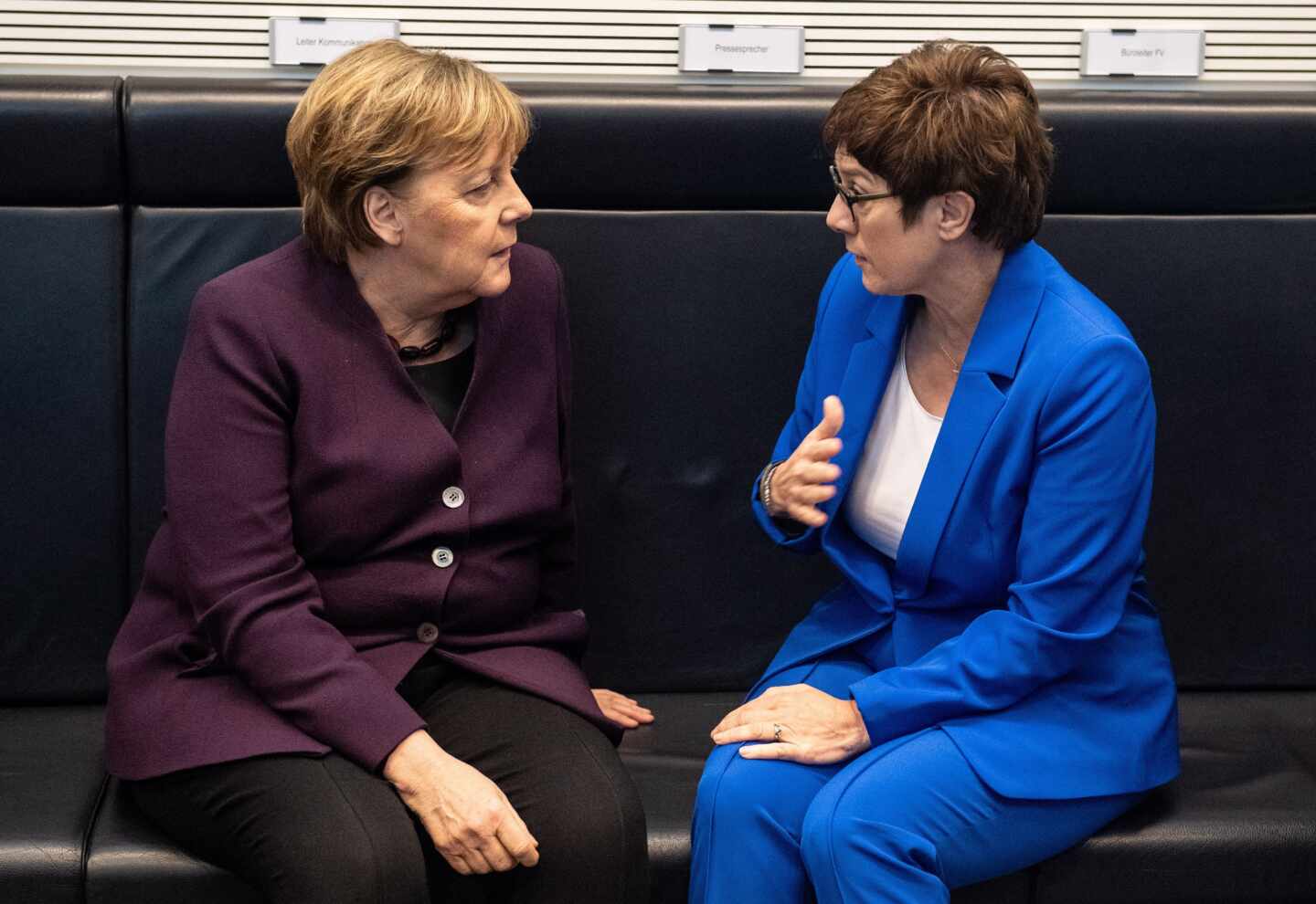 Merkel y AKK