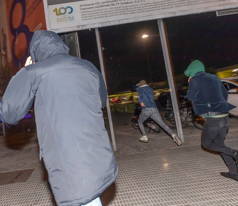 Una de las norteamericanas supuestamente violadas en Nochevieja propuso a su agresor quedar después