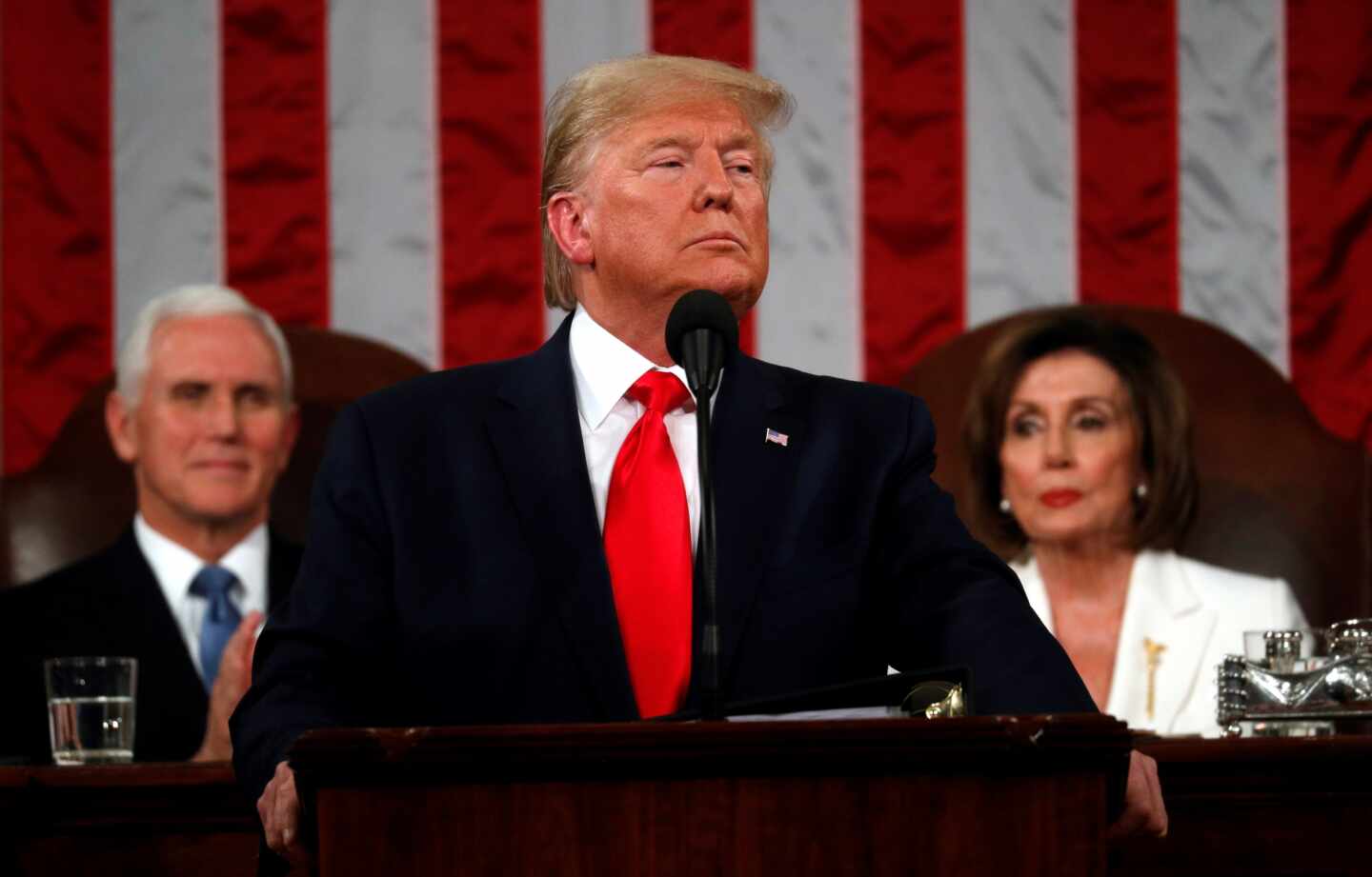 Trump junto a Pence y Pelosi