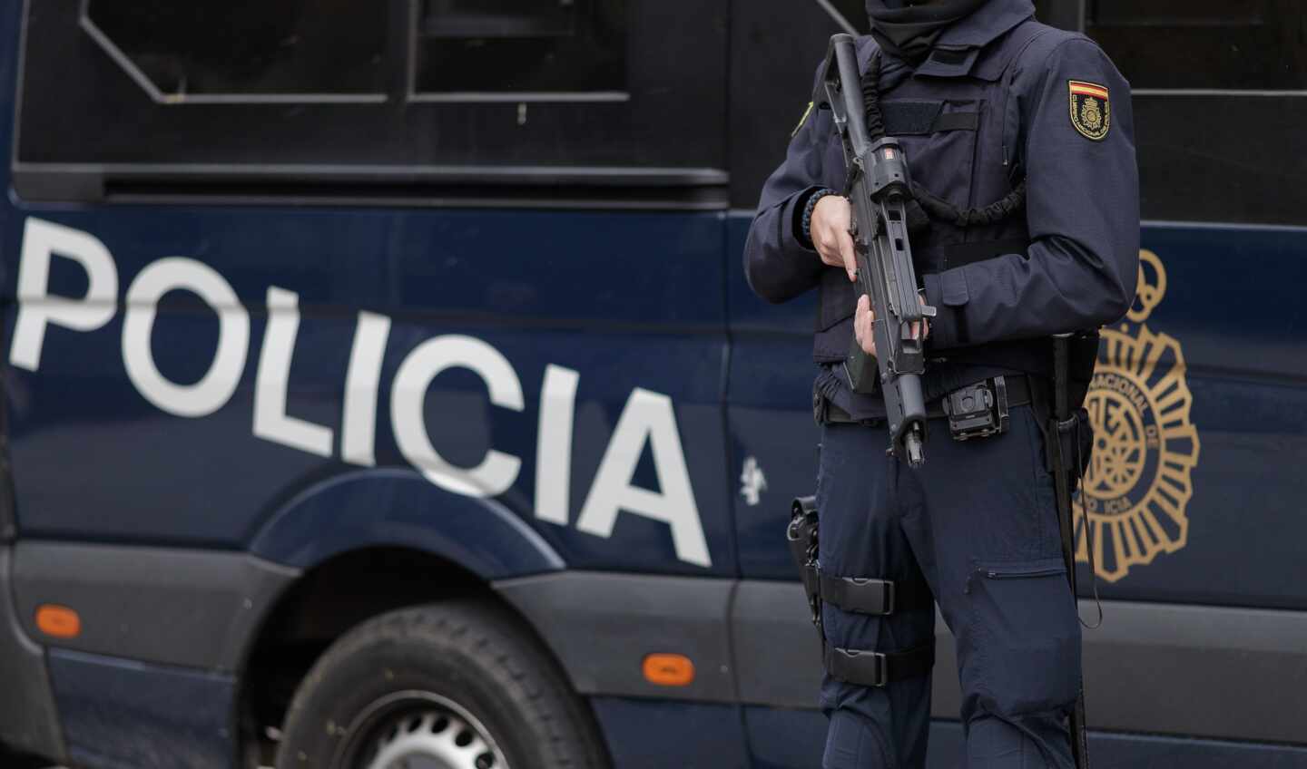 Un agente de la Unidad de Intervención Policial (UIP), de servicio en el centro de Madrid.
