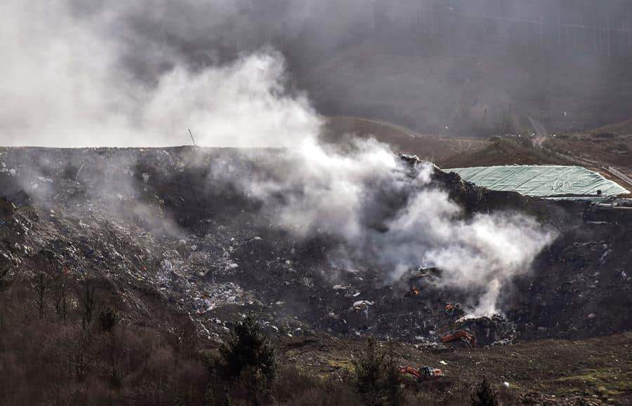 Incendio en el vertedero de Zaldibar.