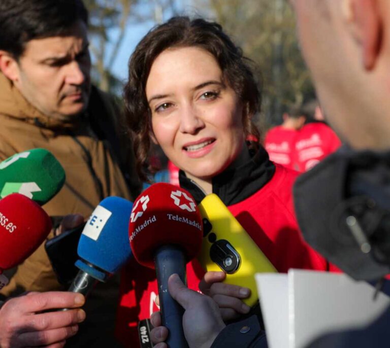 Ayuso compara la relación entre Maduro y España con "un nuevo capítulo de 'Narcos'"