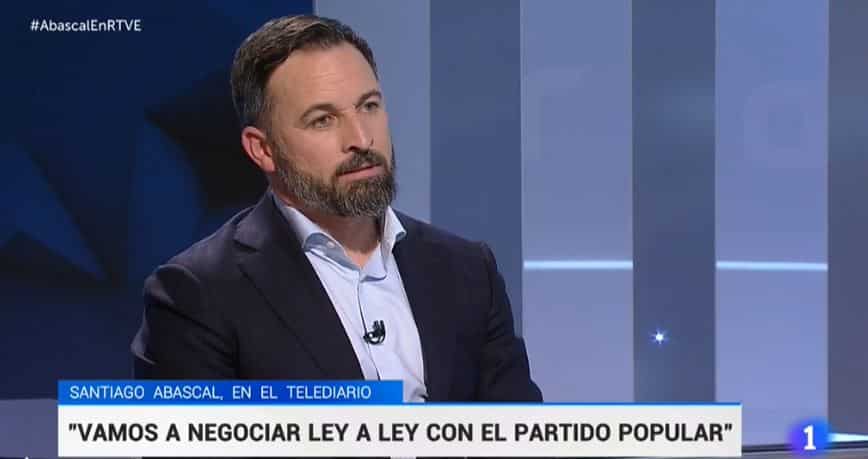 Abascal: "Vox se diferencia de PP y Cs en que no le tenemos miedo a la izquierda"