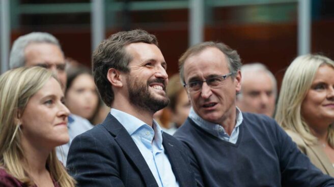 Alfonso Alonso y Pablo Casado, durante un acto del Partido Popular.