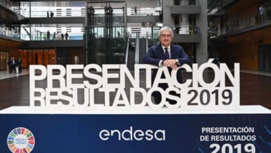 Endesa choca con el Gobierno por su plan de subastas de renovables y las culpa de la “burbuja” del sector