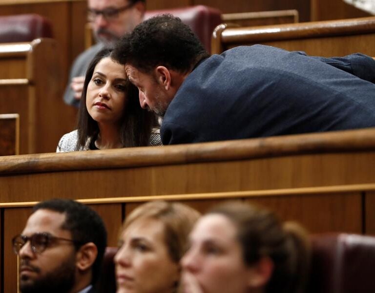 Cs quiere oficializar "ya" la negociación de los Presupuestos con Sánchez