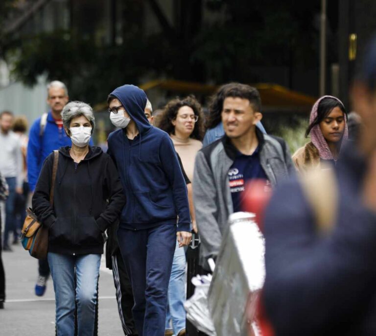 La crisis del coronavirus sigue golpeando a las bolsas
