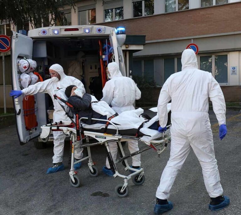 Italia, el 'laboratorio' cercano que miran los médicos españoles para no repetir errores