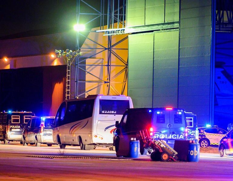 Coronavirus: Los españoles repatriados empezarán este sábado a recibir visitas