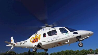 Trasladan a Barcelona en helicóptero a un niño con circulación extracorpórea