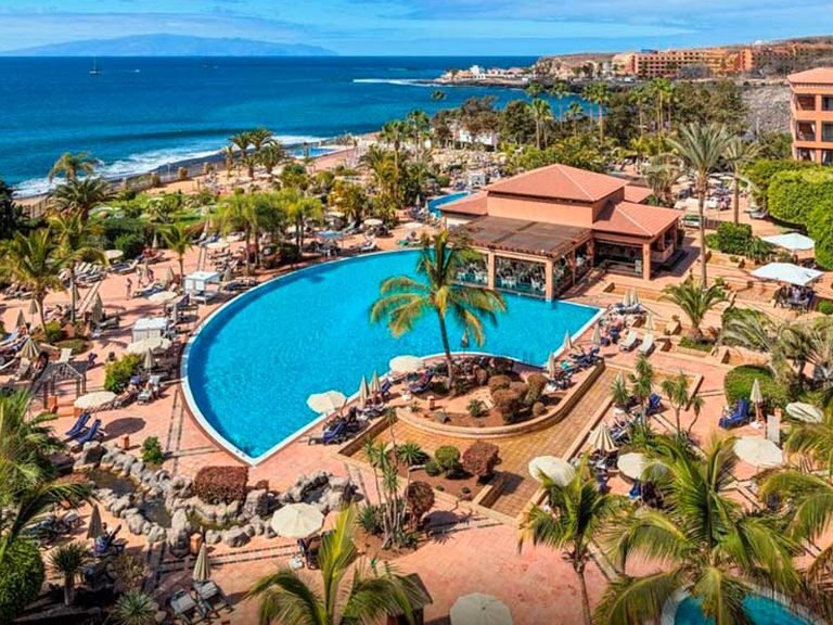 El hotel en cuarentena de Tenerife pide a sus clientes que no salgan de las habitaciones