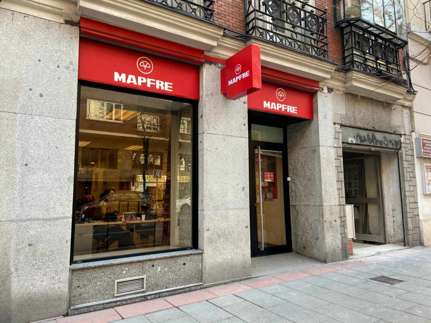 Mapfre gana un 15% más pese a los impactos de las catástrofes naturales