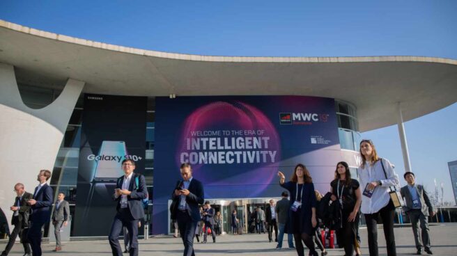 Fachada de la Fira de Barcelona en pleno Mobile World Congress.