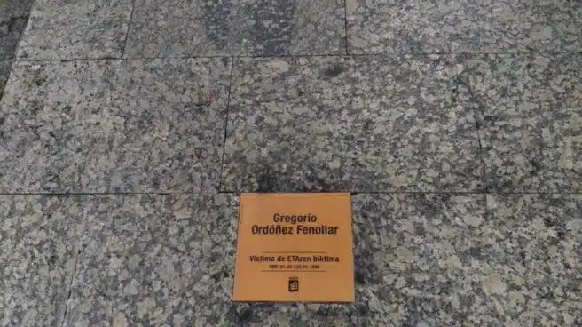 Denuncian un nuevo sabotaje a la placa en memoria de Gregorio Ordóñez en San Sebastián