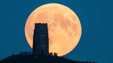 La mejor hora para ver este domingo la primera 'superluna' del año