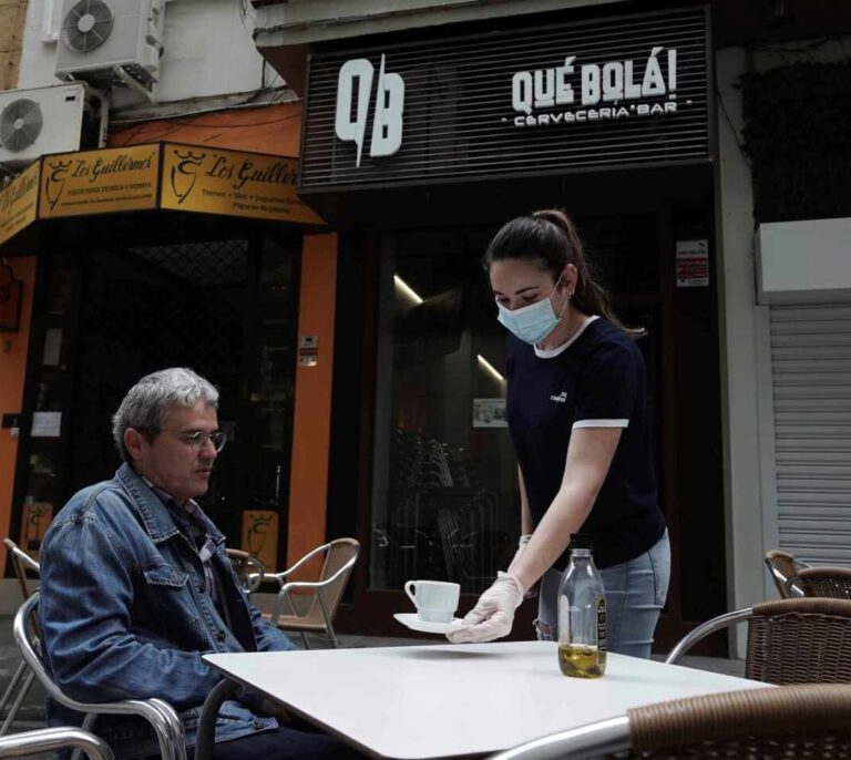 El empleo repunta en mayo: la Seguridad Social gana 97.000 afiliados y 457.000 salen de los ERTE
