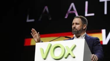 Génova sitúa a Vox en posiciones "joseantonianas" que le alejan del PP