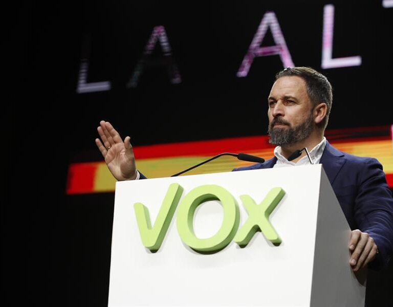 Abascal descarta la cuarentena porque no tuvo contacto con ningún positivo "más de 15 minutos"